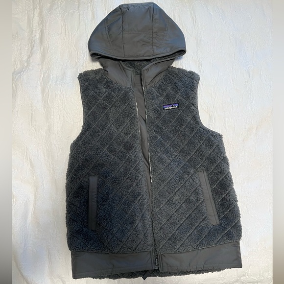Reversible Patagonia Vest - Picture 2 of 4